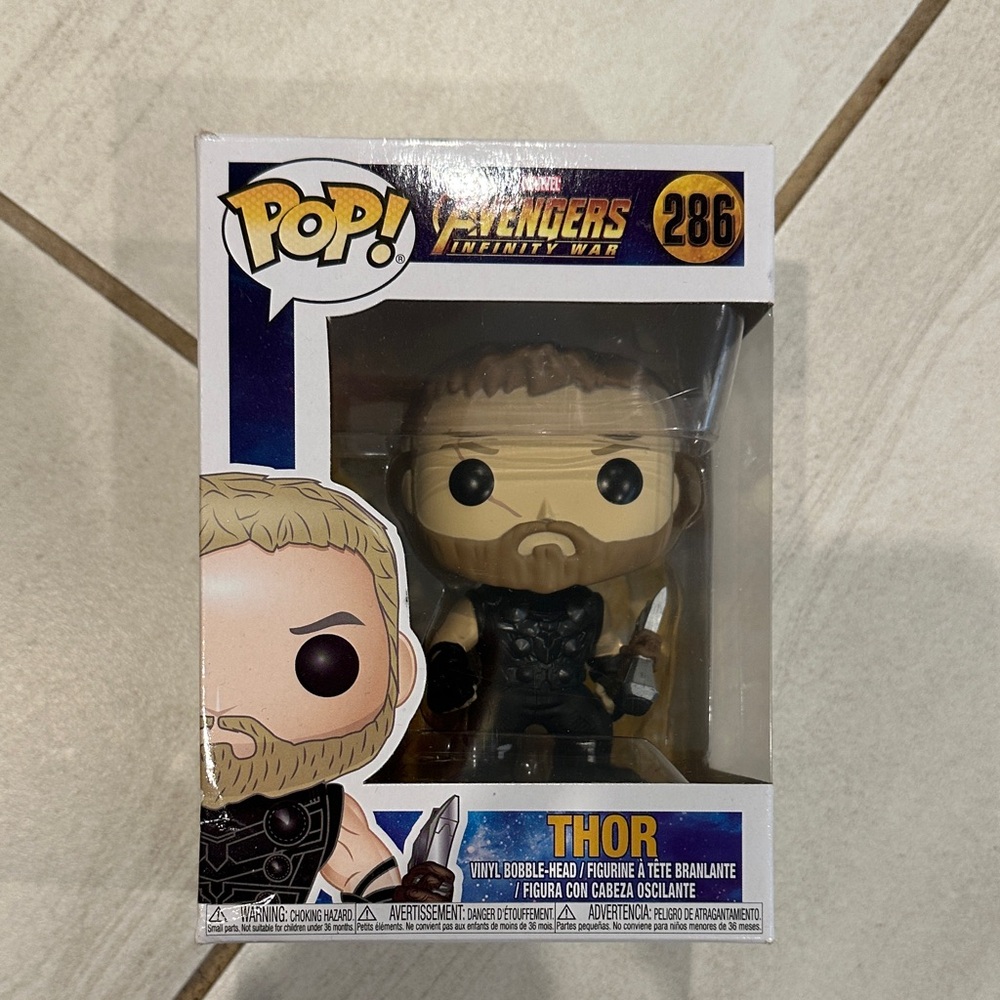 Funko Pop! Avengers Infinity Wars Thor #286 with scar & Black Armor